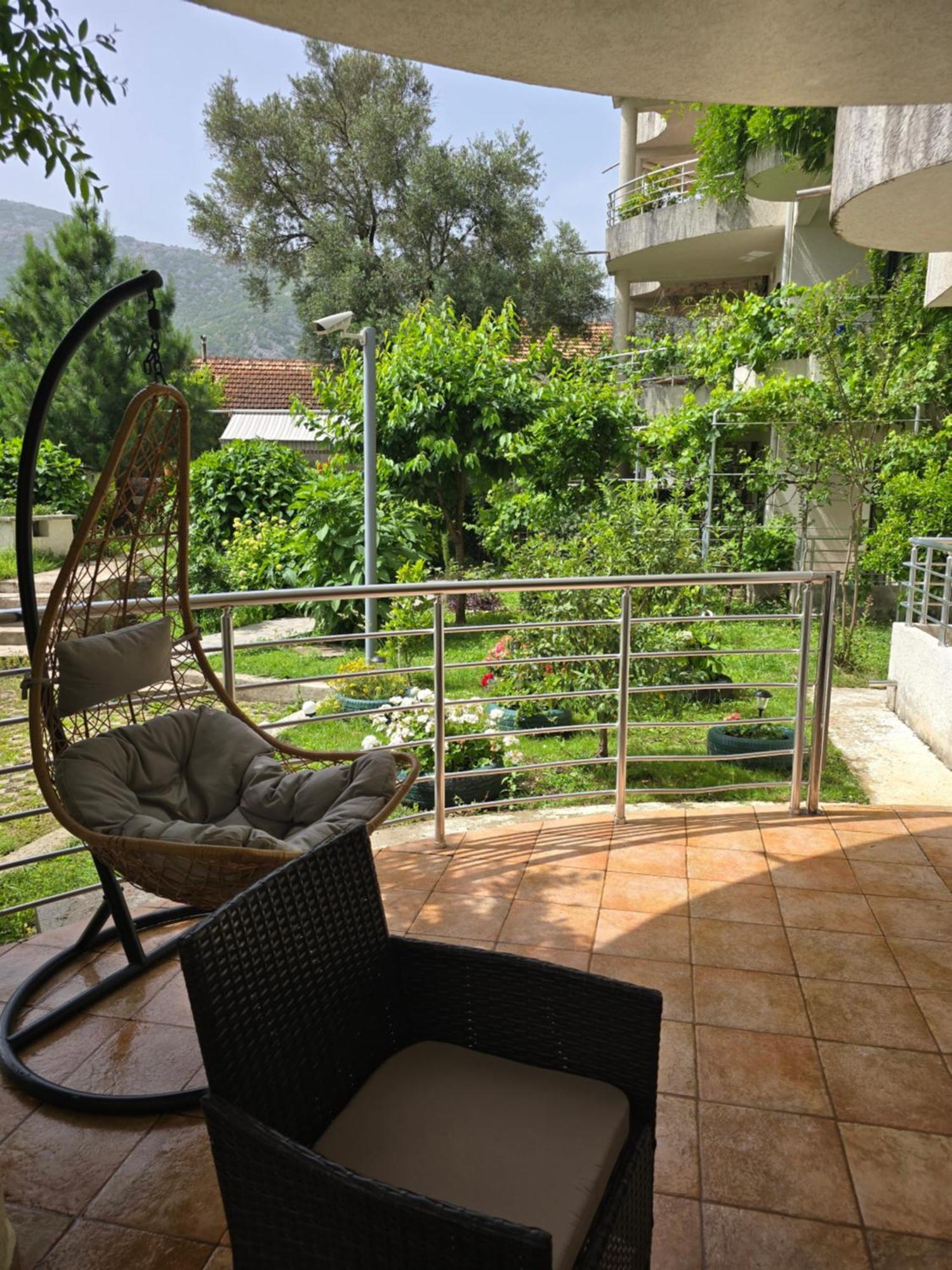 Roman Garden Apartment Risan Zewnętrze zdjęcie